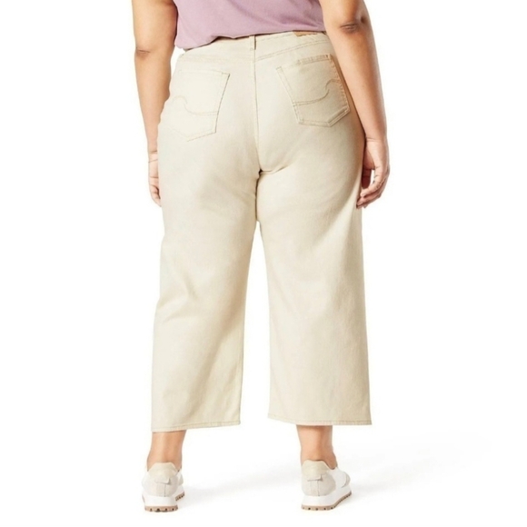 Levi's Heritage High Rise Loose Crop Jeans. Plus Sized. 28W - Picture 3 of 16